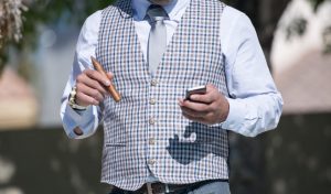 專屬形象顧問 X 整體造型塑造 X 專業形象照拍攝
從頭到尾、由內至外，讓你成為最具魅力的國際企業家